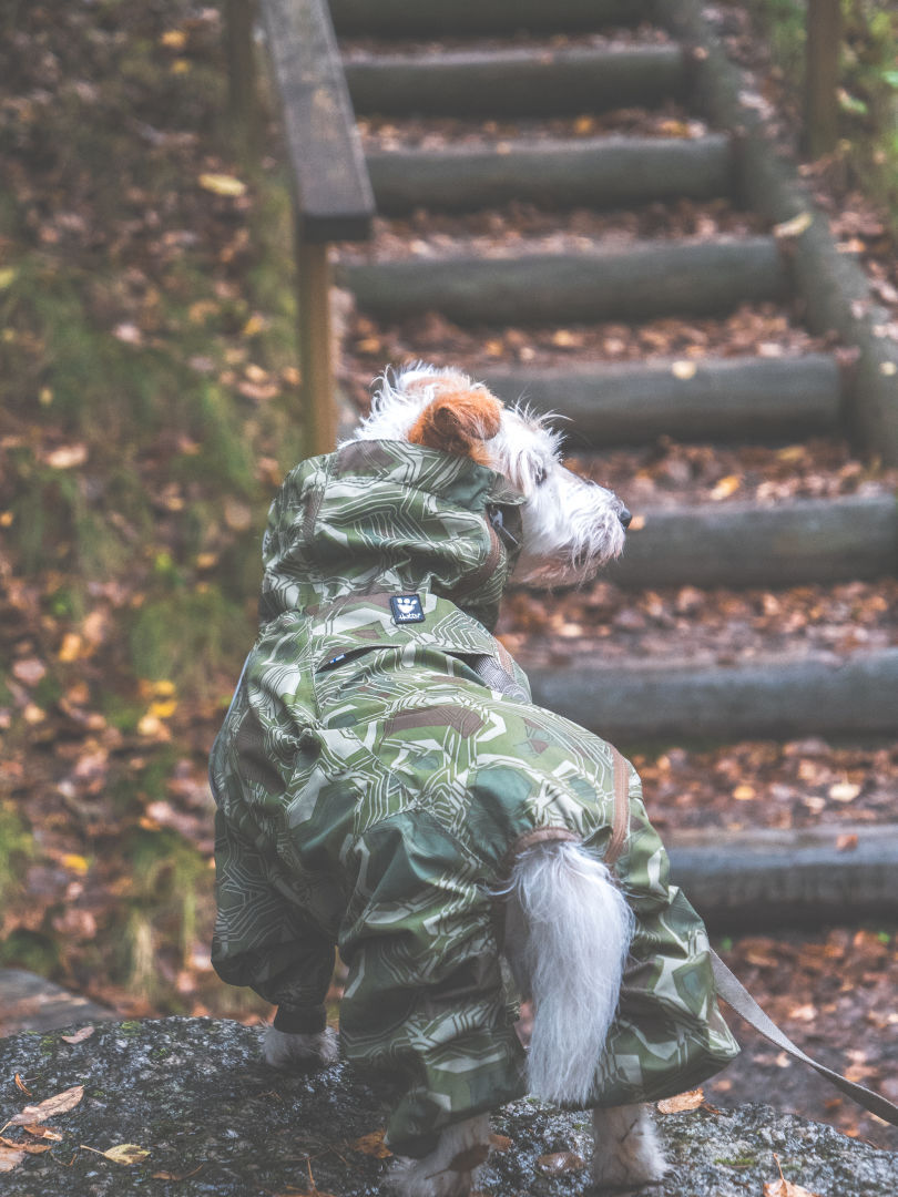 Hurtta-Downpour-suit-hund-regenanzug-overall-camo-HU-933081