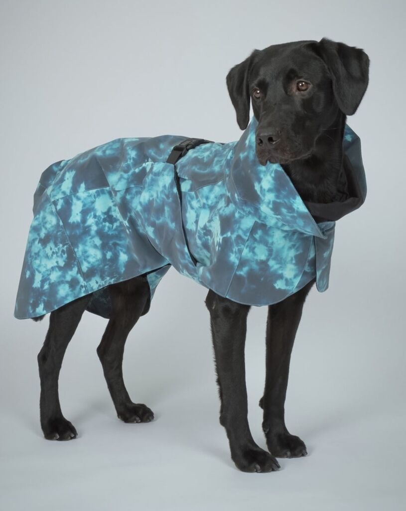 PAIKKA-Regenmantel-leicht-und-reflektierend-Visibility-Raincoat-Lite-gebleichtes-Petrol-wasserabweiender-Hunde-Regenmantel-60-46242