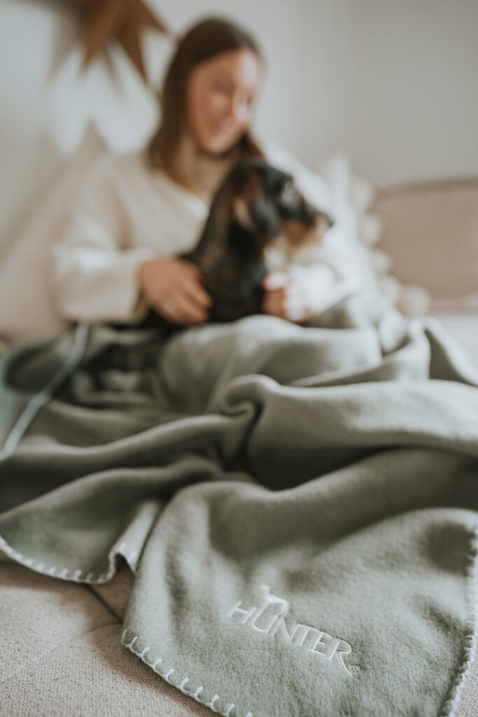 Hunter-Hundedecke-Casper-gruen-Kuscheldecke-fuer-Hunde-H-67705